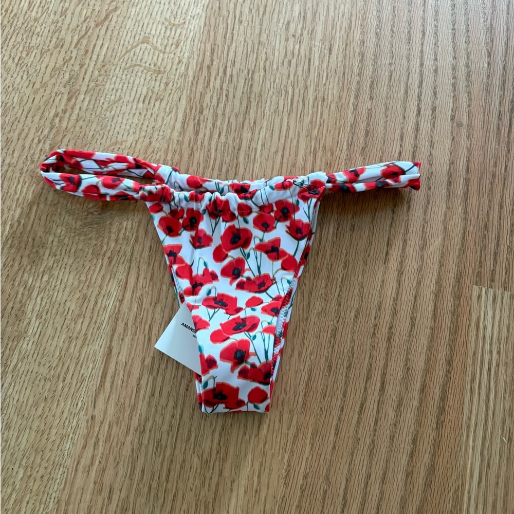 Amanda uprichard bikini bottom - Picture 4 of 4